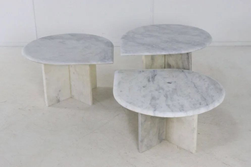 Ensemble de 3 tables d'appoint en marbre en forme de goutte d'eau, table basse vintage.