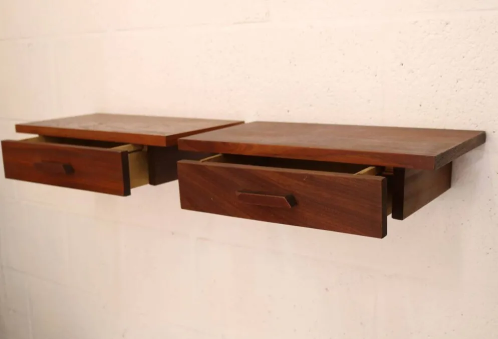 Ensemble de tables de chevet flottantes en teck vintage – Design danois, années 1970