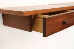 Ensemble de tables de chevet flottantes en teck vintage – Design danois, années 1970