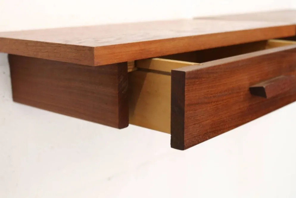 Ensemble de tables de chevet flottantes en teck vintage – Design danois, années 1970
