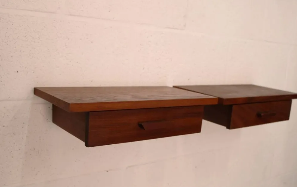 Ensemble de tables de chevet flottantes en teck vintage – Design danois, années 1970