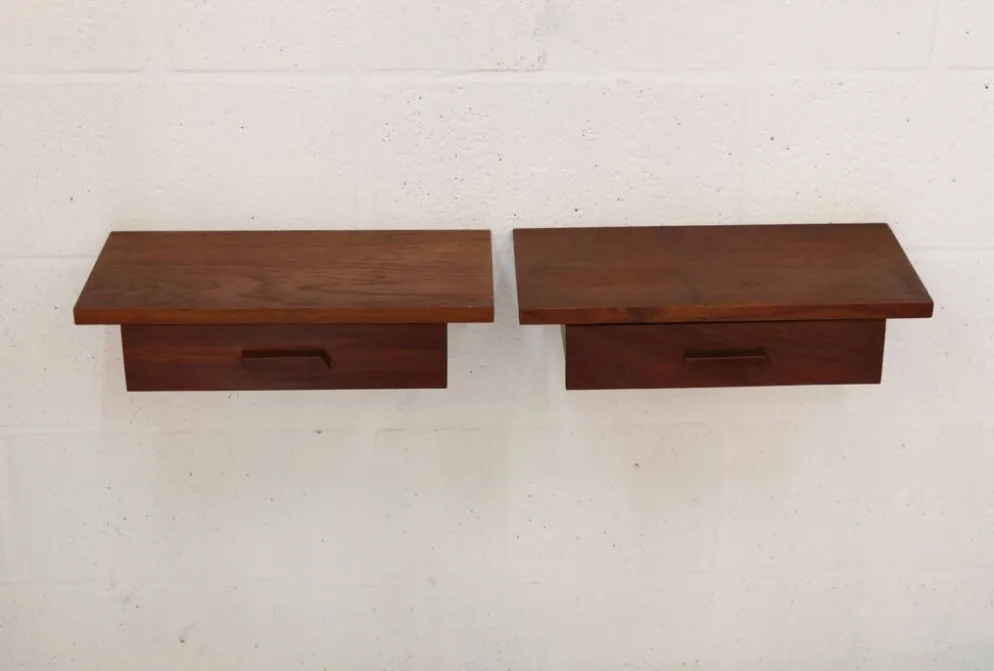Ensemble de tables de chevet flottantes en teck vintage – Design danois, années 1970