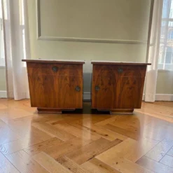 Ensemble de 2 tables de chevet vintage