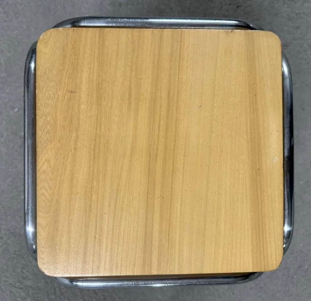 Ensemble de 4 tables de salon gigognes 70s métal et chêne massif