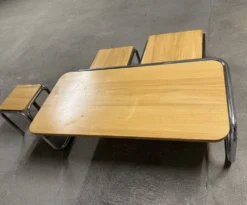 Ensemble de 4 tables de salon gigognes 70s métal et chêne massif