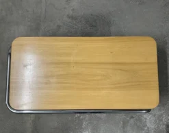 Ensemble de 4 tables de salon gigognes 70s métal et chêne massif