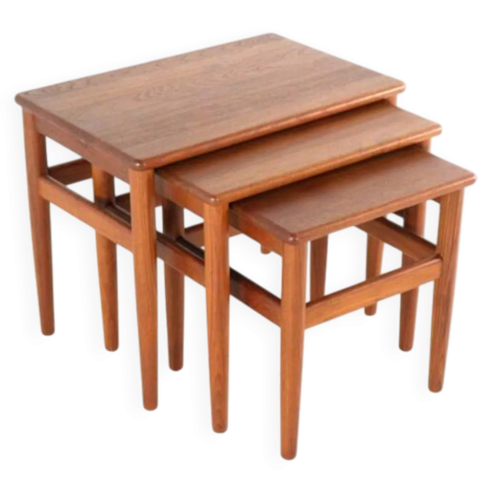 Ensemble de 3 tables gigognes danoises en teck - design moderne du milieu du siècle