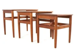 Ensemble de 3 tables gigognes danoises en teck - design moderne du milieu du siècle
