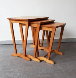 Ensemble de 3 tables gigognes, Danemark, 60’s.