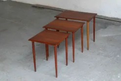 Ensemble de 3 tables gigognes, design danois