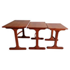 Ensemble de 3 tables gigognes en teck, Gplan, années 1960
