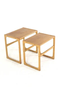 Ensemble de 2 tables gigognes en chêne - design danois - moderne du milieu du siècle