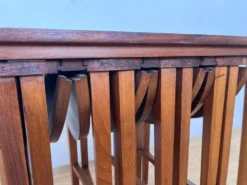 Ensemble de tables gigognes en palissandre, conçu par Poul Hundevad, Danemark, années 1960.
