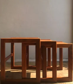 Ensemble de 3 tables gigognes en teck