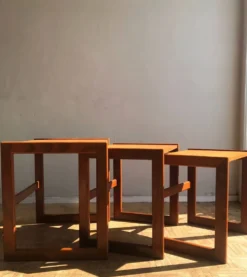 Ensemble de 3 tables gigognes en teck