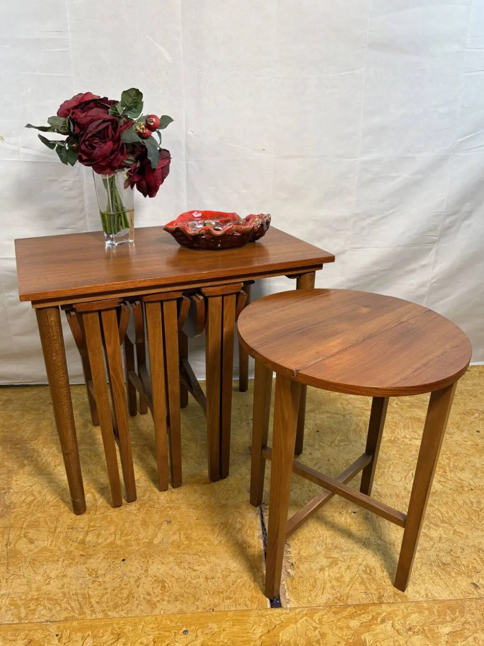Ensemble de tables gigognes en teck style rétro vintage milieu du siècle par Poul Hundevad 1960 - Modèle iconique