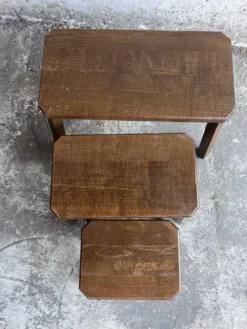 Ensemble de 3 tables gigognes en chêne