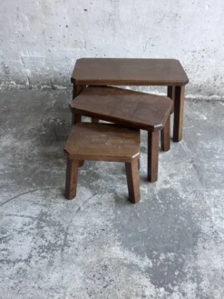 Ensemble de 3 tables gigognes en chêne