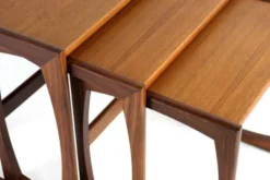 Ensemble de tables gigognes G-Plan 'Cottonfield' - style moderne du milieu du siècle