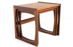 Ensemble de tables gigognes G-Plan 'Cottonfield' - style moderne du milieu du siècle
