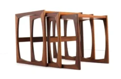 Ensemble de tables gigognes G-Plan 'Cottonfield' - style moderne du milieu du siècle