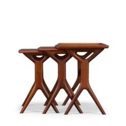 Ensemble de 3 tables gigognes par Johannes Andersen pour CFC Silkeborg, années 1960.