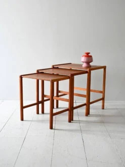 Ensemble de 3 tables gigognes scandinaves vintage en teck