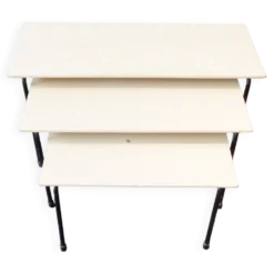 Ensemble de 3 tables gigognes Twello par Martin Visser pour 't Spectrum, années 1950