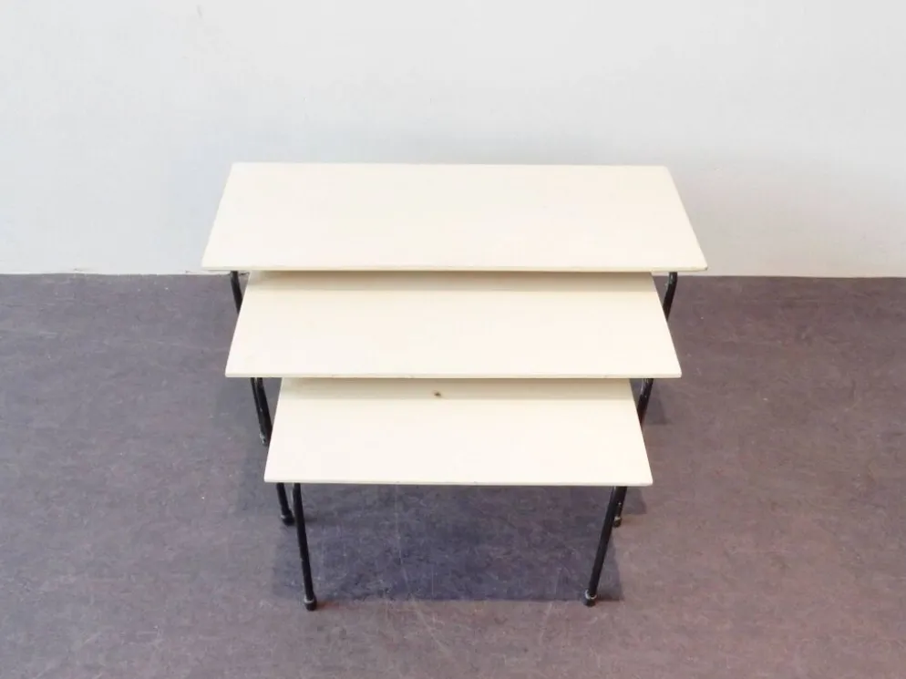 Ensemble de 3 tables gigognes Twello par Martin Visser pour 't Spectrum, années 1950