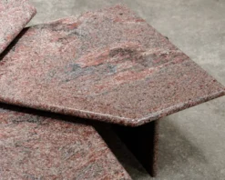 Ensemble de 3 tables gigognes vintage en granit rose, 1970
