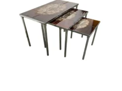 Ensemble de 3 tables gigognes vintage / tables d'appoint avec céramique