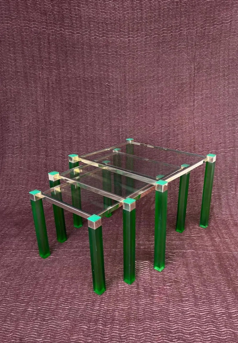 Ensemble de 3 tables gigogne vintage 1970 hollywood regency metal dore