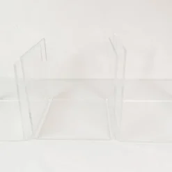 Ensemble de tables modulables en plexiglas, France, années 1970.