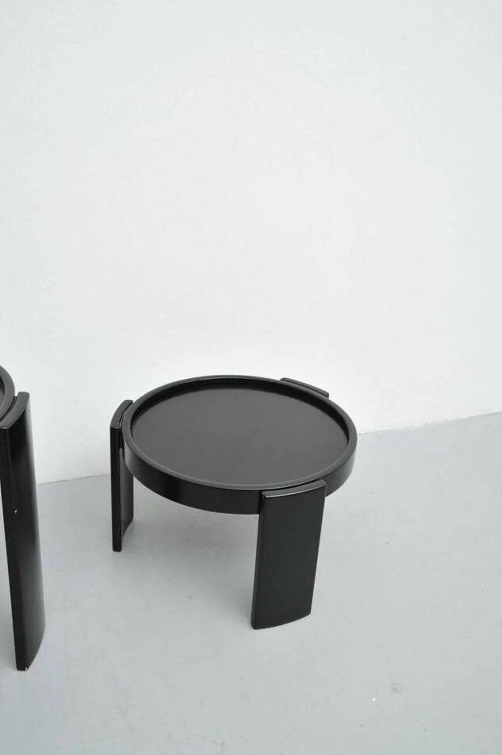 Ensemble de tables 2x Modèle 780/783 par Gianfranco Frattini pour Cassina
