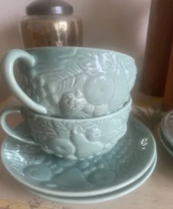 Ensemble de 4 tasses à bouillon / consommés et sous-tasses en céramiqu