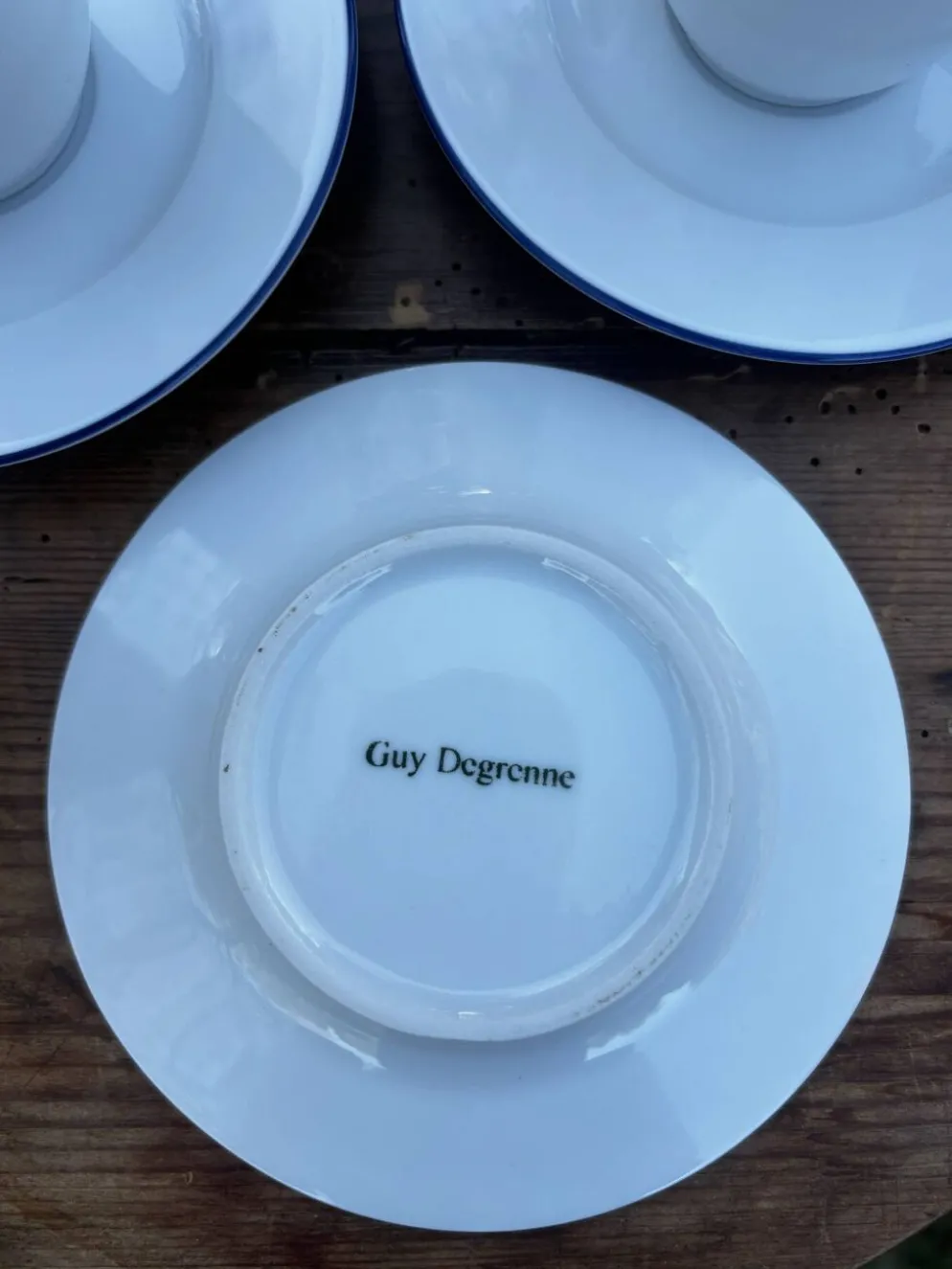 Ensemble de 4 tasses à café et soucoupes blanches liseré bleu degrenne