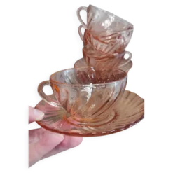 Ensemble de 6 tasses à café Rosaline avec soucoupes en verre translucide