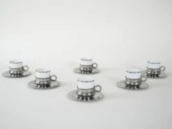 Ensemble de tasses en porcelaine, design italien, années 1980, production : Italie