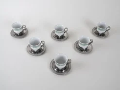 Ensemble de tasses à espresso, design italien, années 1980, fabriqué en Italie.