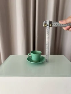 Ensemble de 4 tasses à espresso et sous-tasses en céramique vintage vert jade – Fabriquées à la main