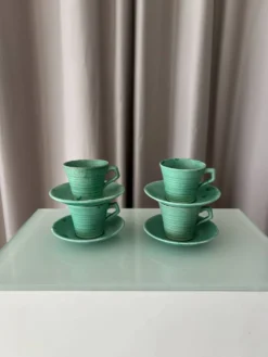 Ensemble de 4 tasses à espresso et sous-tasses en céramique vintage vert jade – Fabriquées à la main