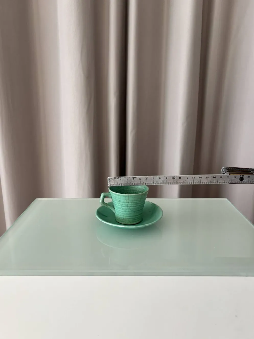 Ensemble de 4 tasses à espresso et sous-tasses en céramique vintage vert jade – Fabriquées à la main