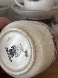 Ensemble de 10 tasses et soucoupes anciennes Digoin Sarreguemines