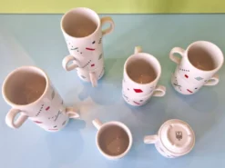 Ensemble de 12 tasses Memphis postmodernes par Royal Mosa Maastricht, Pays-Bas