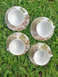 Ensemble de 4 Tasses rétro
