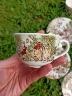 Ensemble de 4 Tasses rétro
