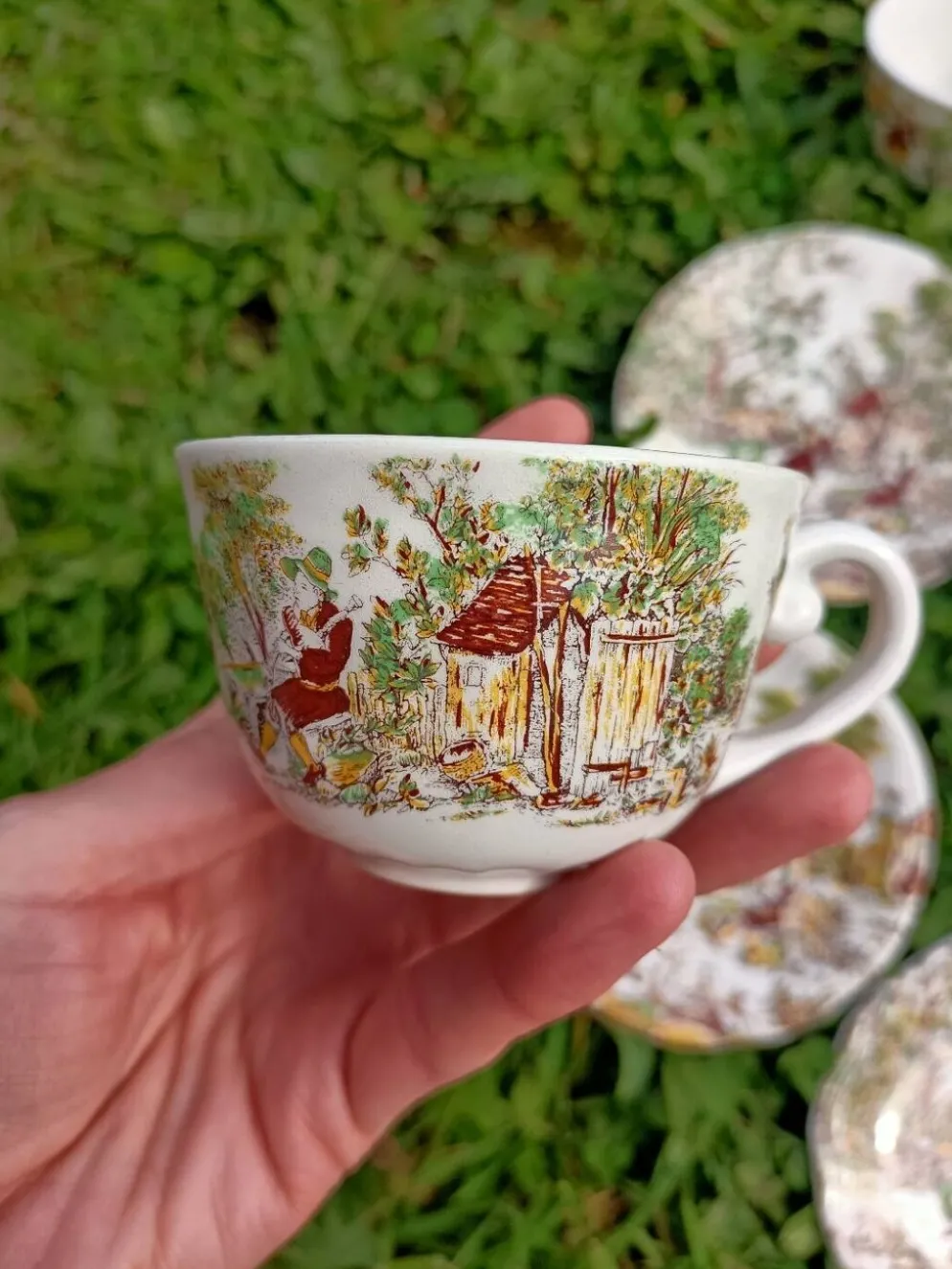 Ensemble de 4 Tasses rétro