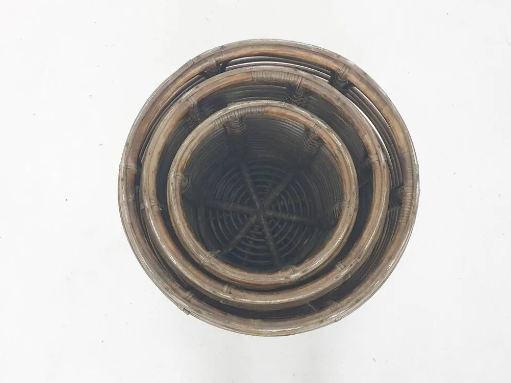 Ensemble de trois paniers ou tables d'appoint Manou attribués à Tito Agnoli, Italie 1970