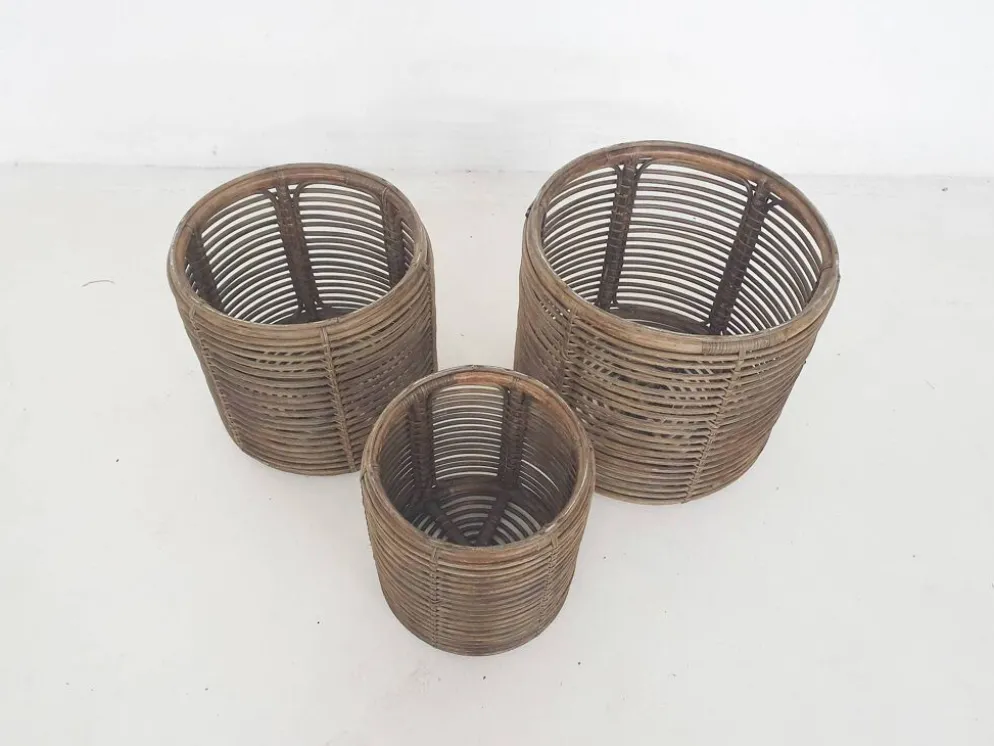Ensemble de trois paniers ou tables d'appoint Manou attribués à Tito Agnoli, Italie 1970