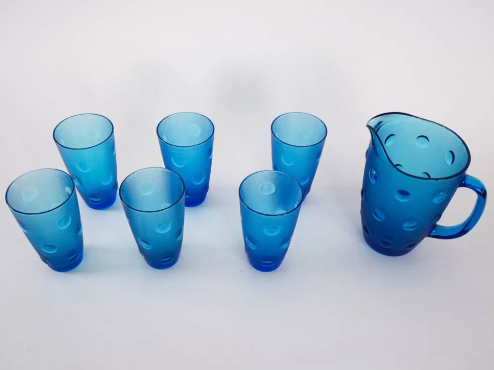 Ensemble de verre et de carafe, design italien, années 1970, fabriqué en Italie.